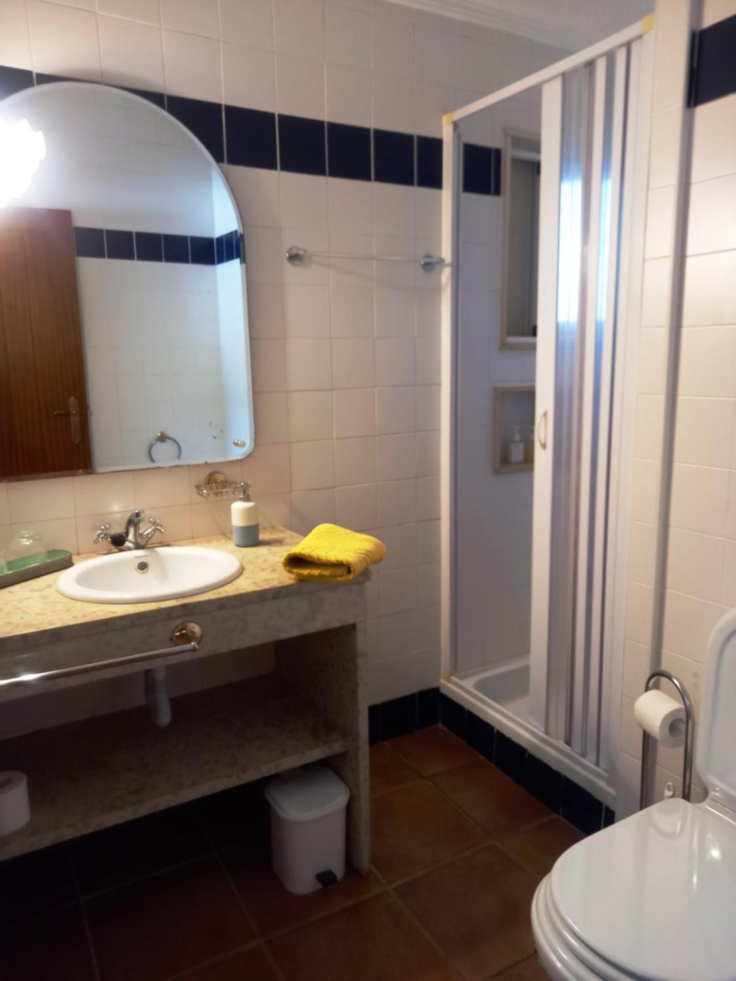 Quinta Das Aves - Apartamento T2 Com Piscina Comum Odiaxere Ngoại thất bức ảnh