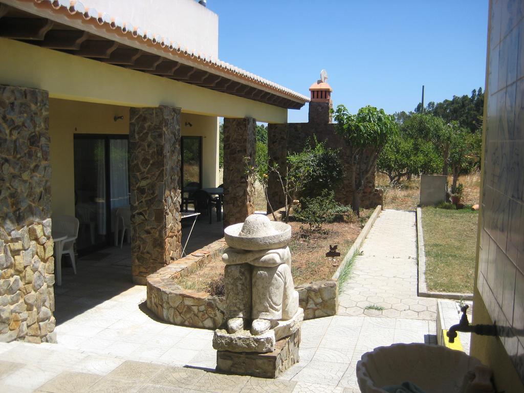 Quinta Das Aves - Apartamento T2 Com Piscina Comum Odiaxere Ngoại thất bức ảnh
